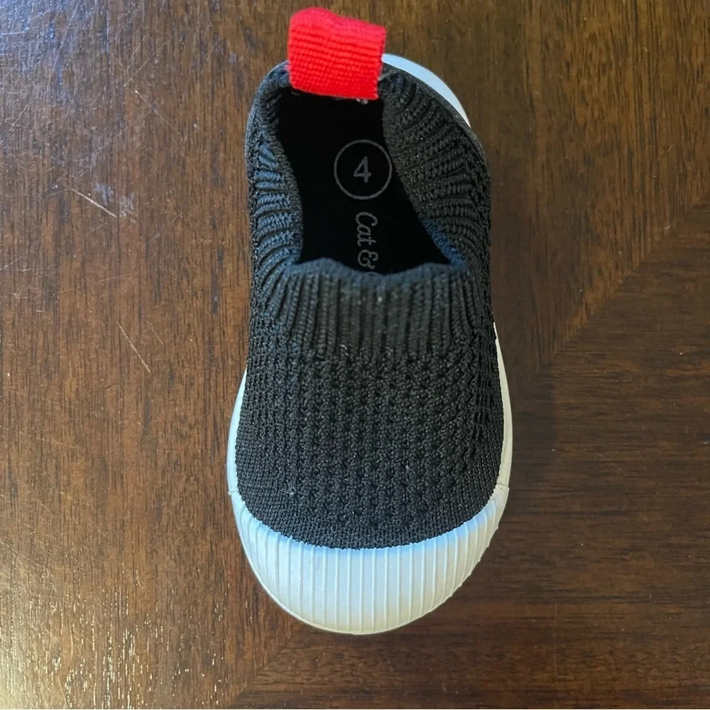 Cat & Jack | Toddler Swim Sneakers | Size 4 - Picture 3 of 6